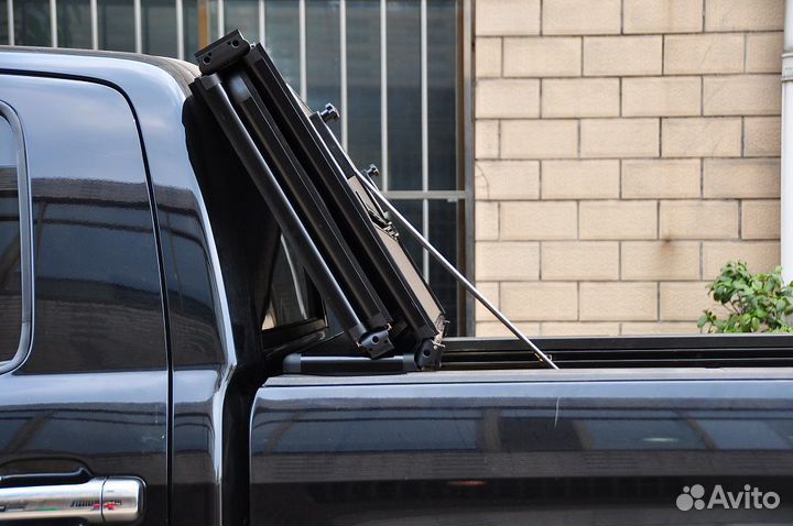 Крышка трехсекционная подьемная Toyota Tundra