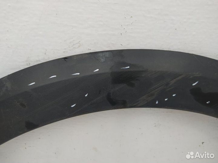 Молдинг крыла переднего левого Renault Sandero Stepway 2011