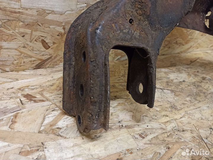 Рычаг передний Opel Frontera A