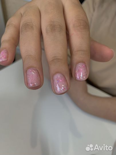 Маникюр и педикюр