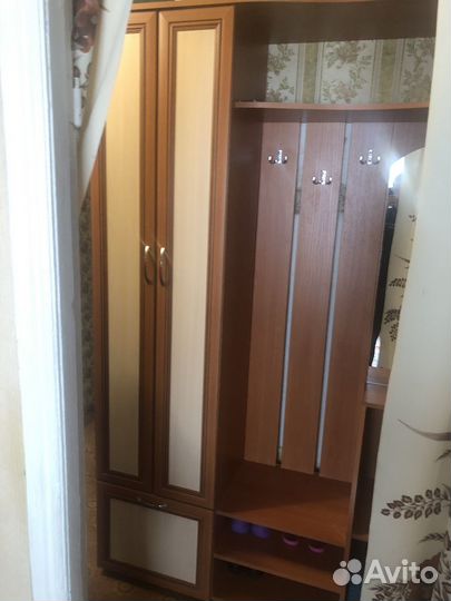 Шкаф,прихожая