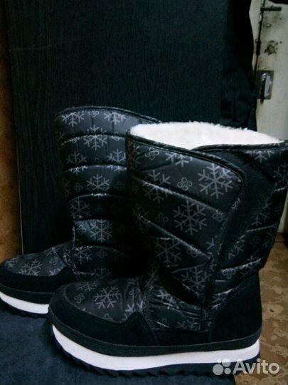 Сапоги женские новые