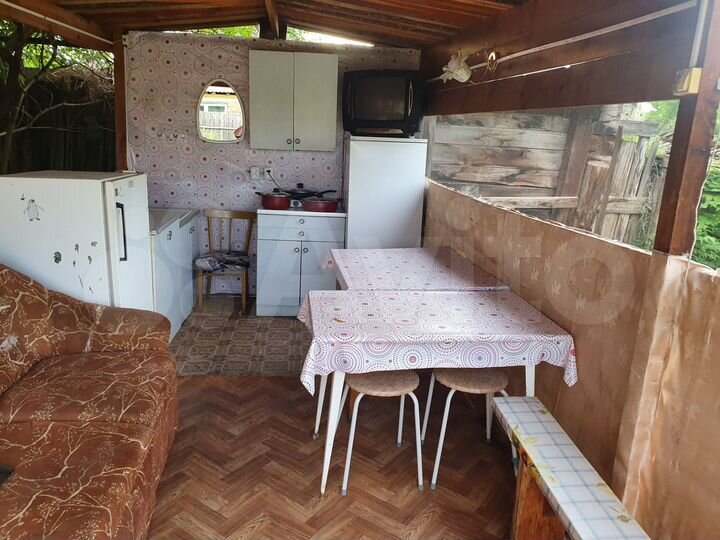 Комната 8 м² в 5-к., 1/1 эт.