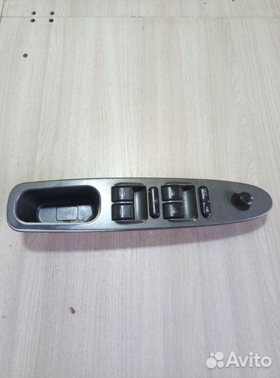 Блок управления стеклоподъемниками Чери Тигго Т11