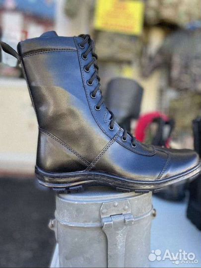 Берцы облегчённые утка, шнуровка и замок