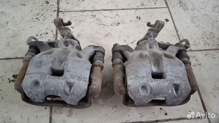 Суппорт задний mazda 3 bm bn