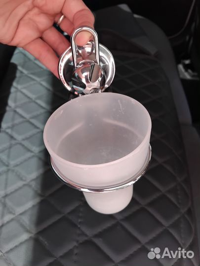 Стакан для зубных щеток настенный