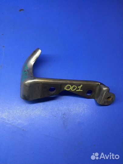 Кронштейн теплового экран турбины