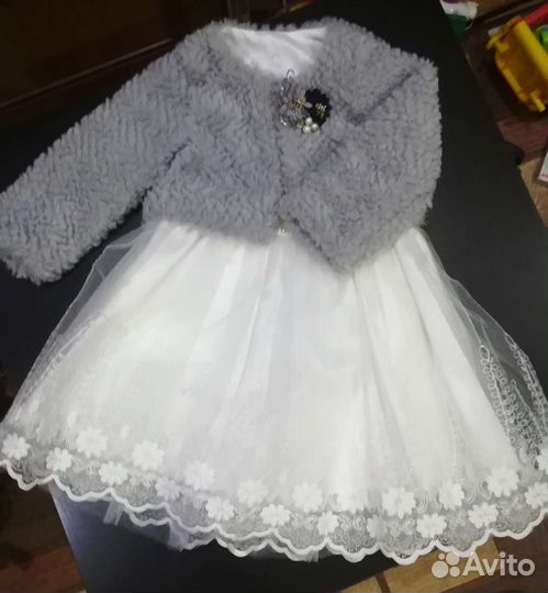 Платье на девочку до года