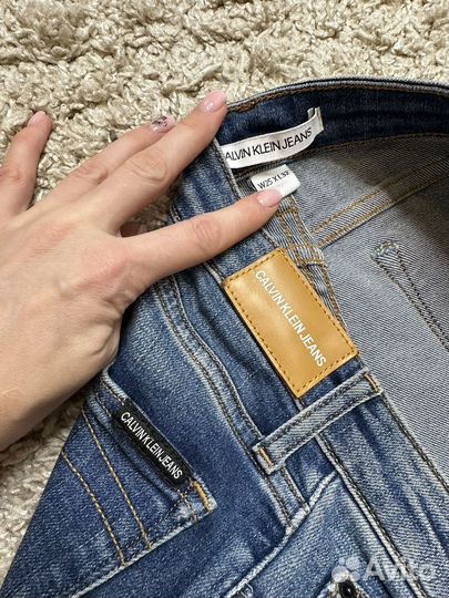 Джинсы женские calvin klein 42