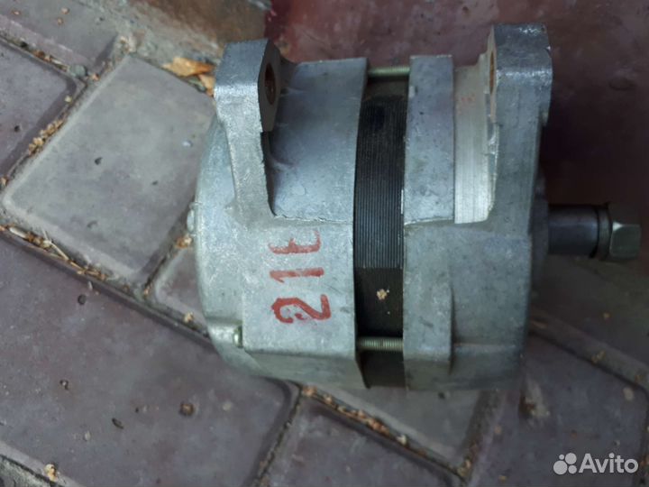 Генератор москвич