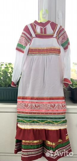 Платье в русско-народном стиле