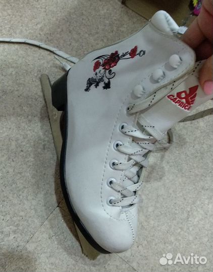 Коньки фигурные детские 31 размер