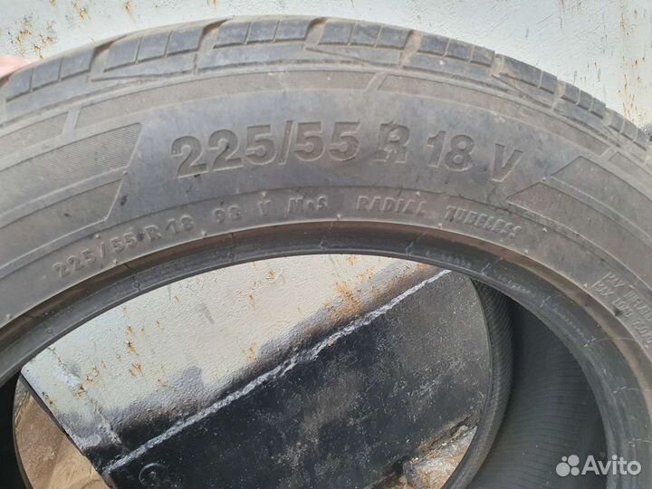 Continental ContiCrossContact LX2 225/55 R18 V