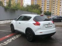 Nissan Juke 1.6 CVT, 2012, 235 000 км, с пробегом, цена 1 050 000 руб.