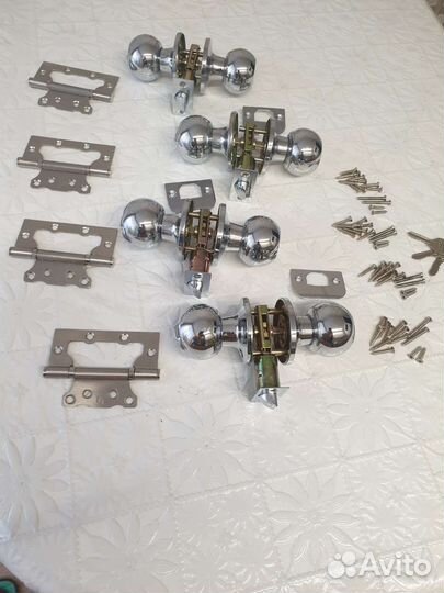 Дверные ручки межкомнатные с замком