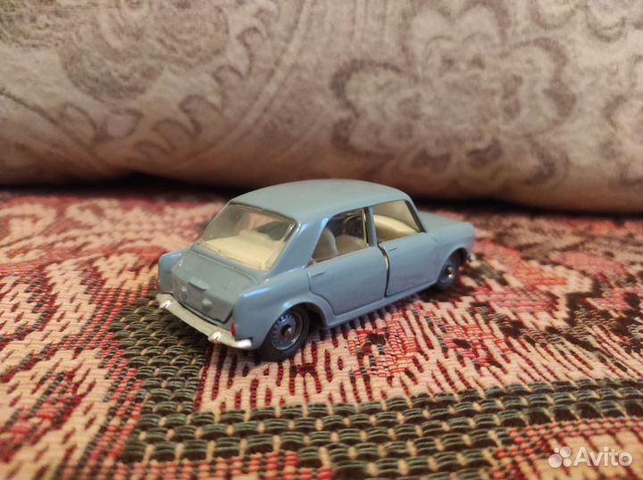 Модель автомобиля СССР 1:43 ремейк