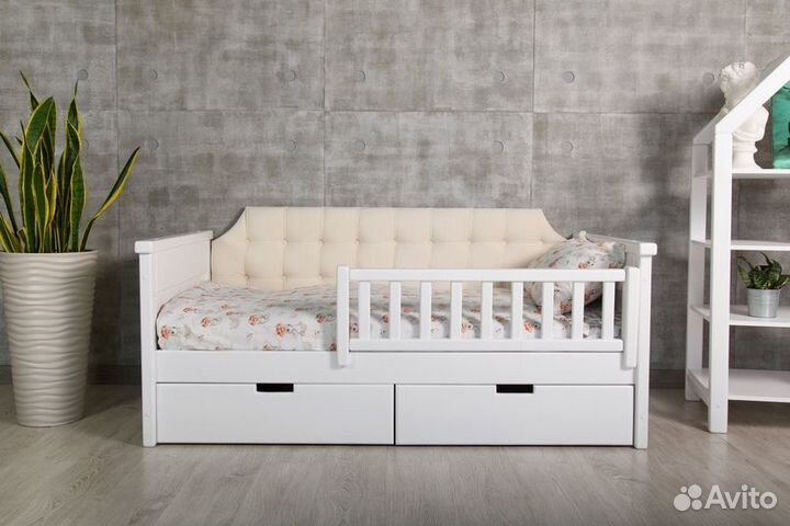 Кровать Мечта Classik с мягкой спинкой с матрасом