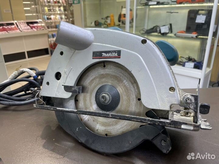 Дисковая пила makita 5604R
