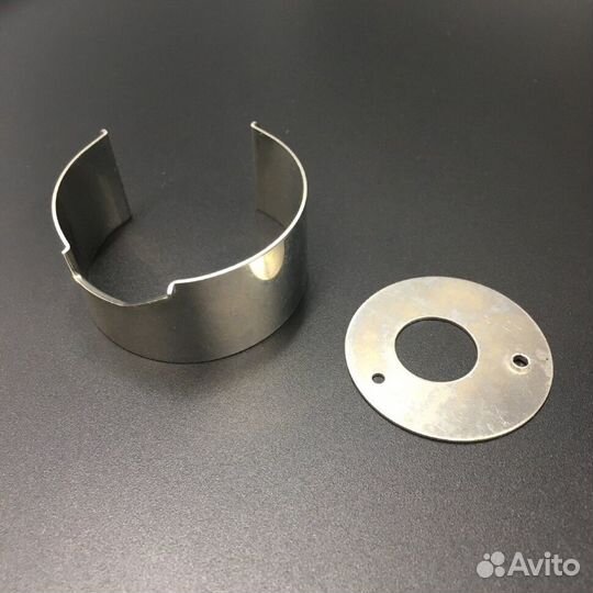 Стакан помпы охлаждения Suzuki DT9.9-15 (вкладыш и