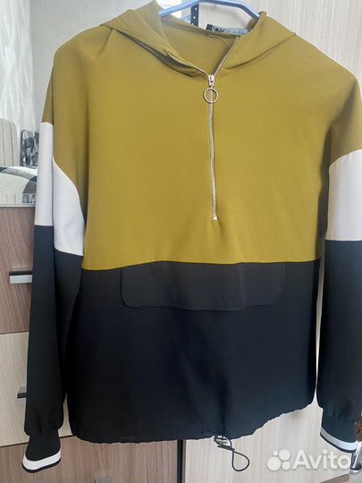 Костюм женский