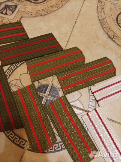 Погоны новые