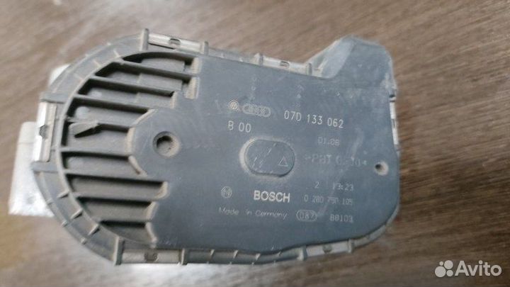 Дроссельная заслонка Audi A8 D3 6.0 BHT 2008