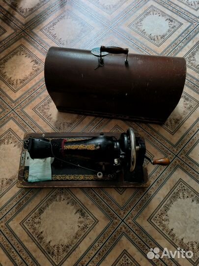 Красивая Швейная машина Подольск СССР