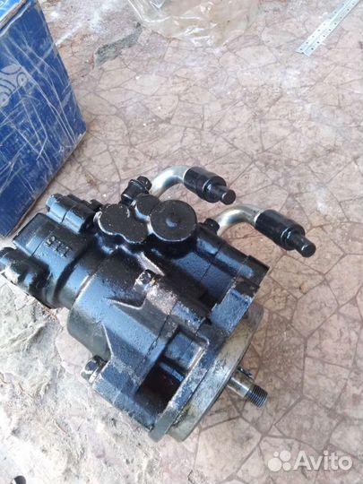 Насос гидроусилителя руля на исузу NQR-75