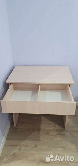 Письменный стол