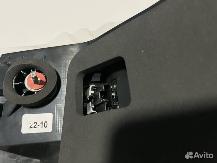 Левый боковой фонарь Mercedes w212 рестайл новый