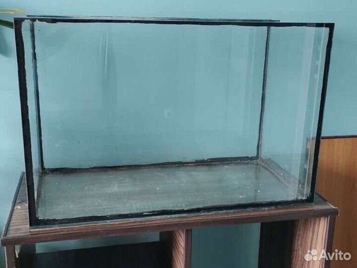 Аквариум с тумбой