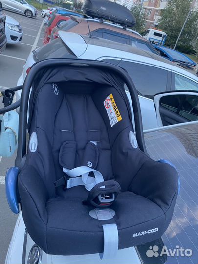 Автолюлька maxi Cosi с базой isofix