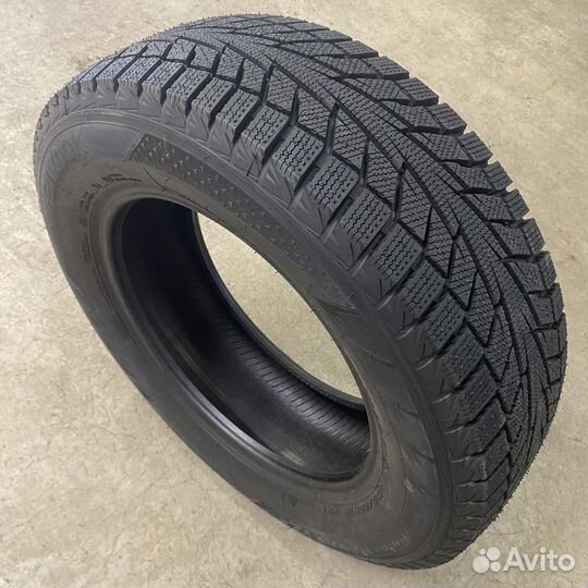 Hankook Winter I'Cept iZ 2 W616 205/55 R16 94T