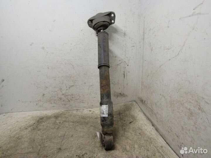 Амортизатор подвески задний Лев. Шкода Октавия