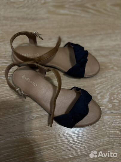 Сандалии женские 37 размер новые
