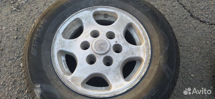 Aplus A609 215/70 R15