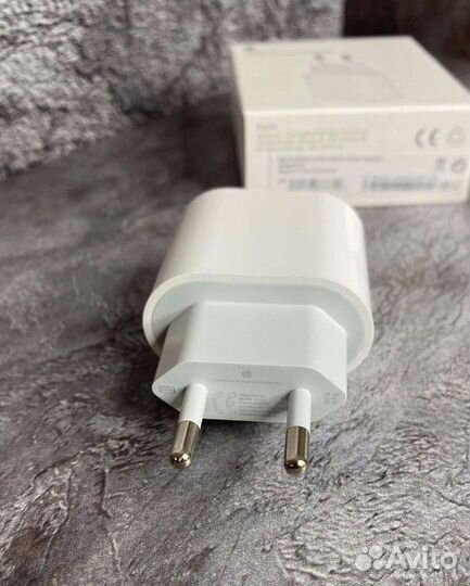 Блок питания быстрой зарядки Apple, Type-C 20W