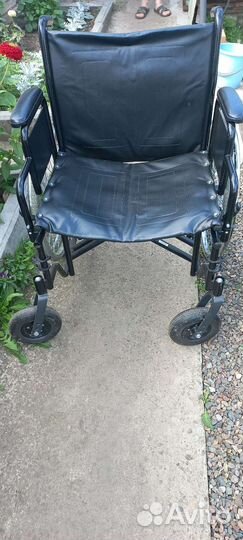 Продам качественую коляску для инвалида кожаная