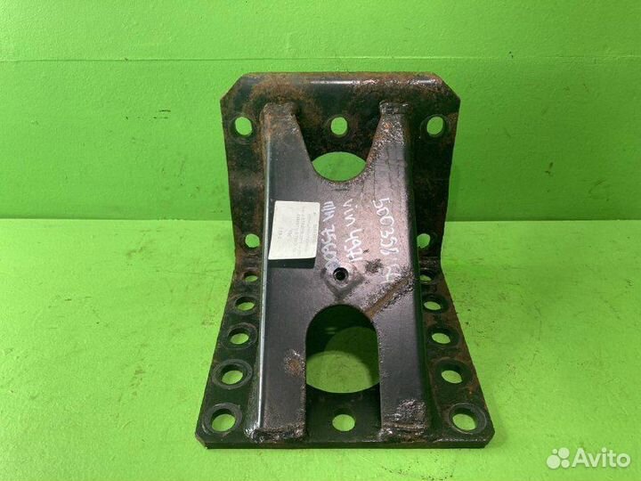 Кронштейн траверсы iveco stralis