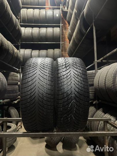 Nokian Tyres WR Snowproof P 225/45 R19