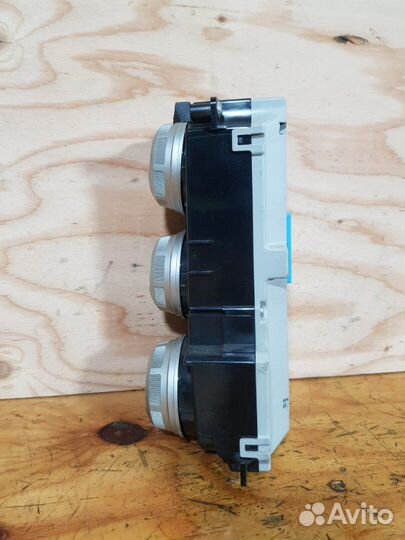 Блок управления климат контролем Honda Mobilio GB2