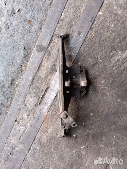 Кронштейн крепления пневморессоры DAF XF 105 2009