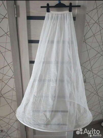 Кринолин подъюбник