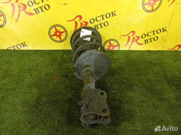 Стойка передняя правая Nissan Cefiro A33 VQ20DE