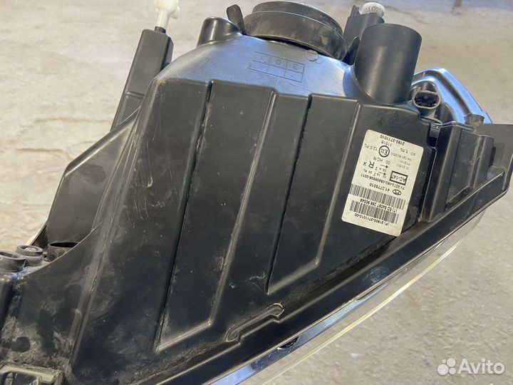 Фара правая LADA granta