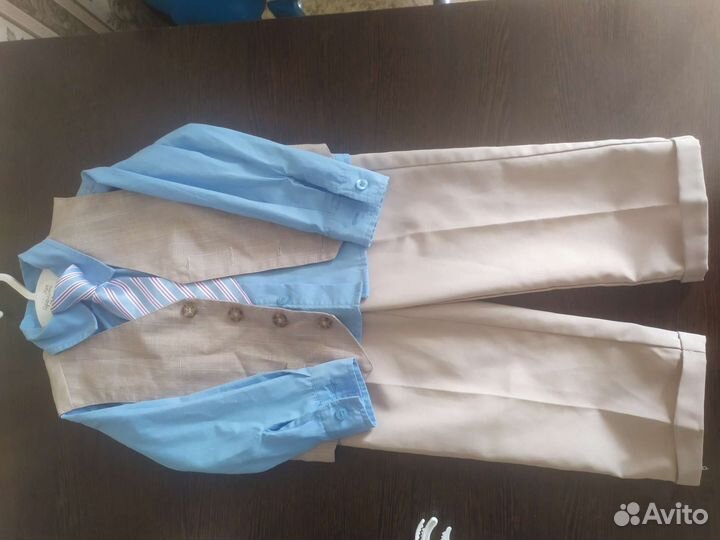 Костюм для мальчика 98