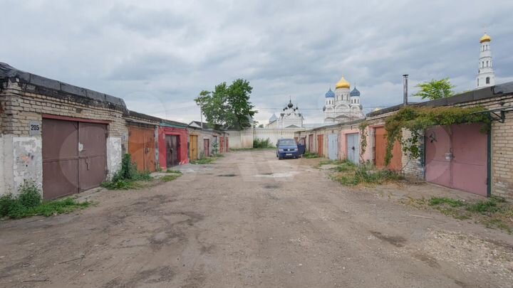 Гараж
