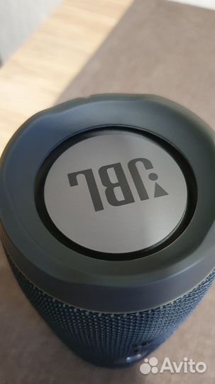 Колонка jbl charge 3