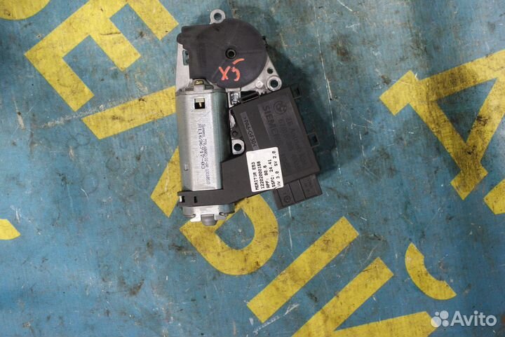 Моторчик люка BMW X5 E53